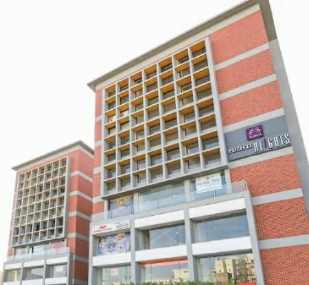 Hotel Prime Villa Gurukul アーメダバード エクステリア 写真