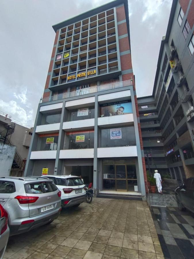 Hotel Prime Villa Gurukul アーメダバード エクステリア 写真