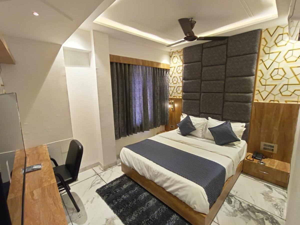 Hotel Prime Villa Gurukul アーメダバード エクステリア 写真